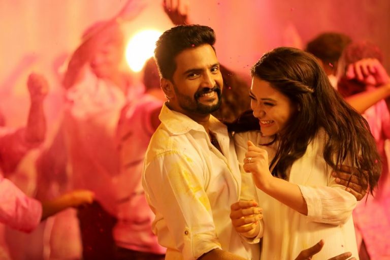 Dhilluku Dhuddu Tamil Movie Gallery | Santhanam