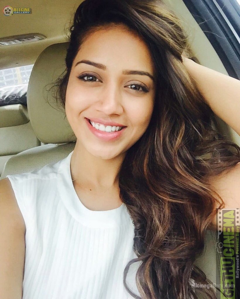 Nivetha Pethuraj (13)