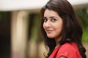 Actress Raashi Khanna 2016 Latest Cute HD Gallery