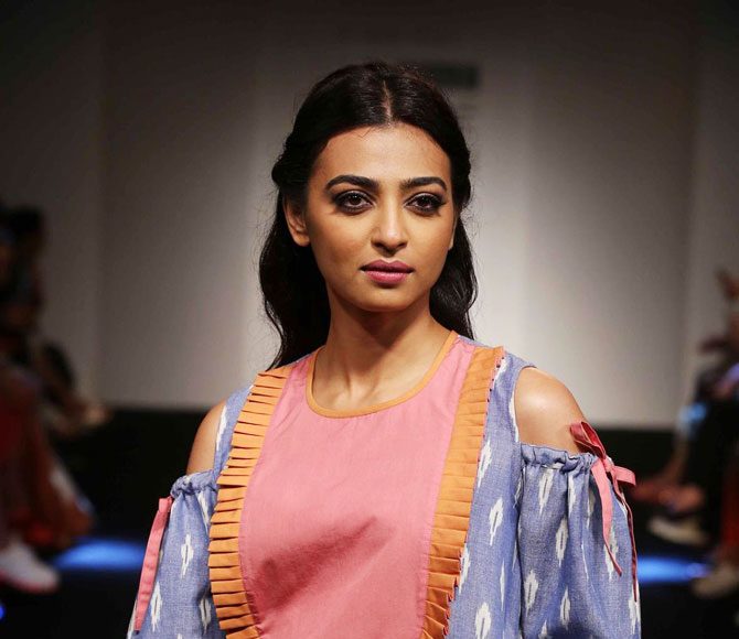 Kabali Actress Radhika Apte Latest Stills - Gethu Cinema
