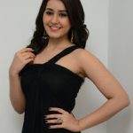 Rashi-Khanna-Gallery-11