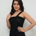 Rashi-Khanna-Gallery-15