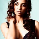 radhika-apte-gq-india-magazine-january-2016-hot-pics-set