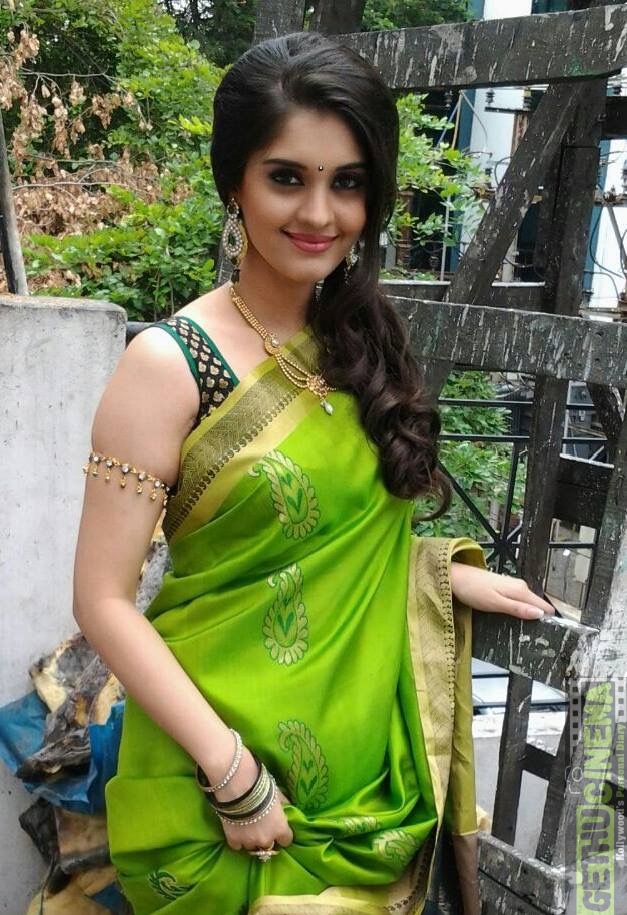 Actress Surabhi 2021 Latest Gallery Gethu Cinema