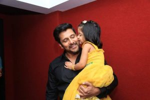 Iru Mugan Dubai Premiere Gallery