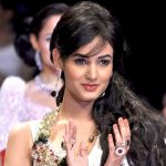 Sonal Chauhan (5)