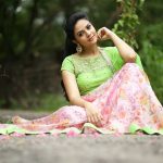 Sreemukhi (10)