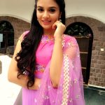 Sreemukhi (19)