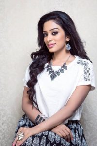 VJ Diya Menon Gallery