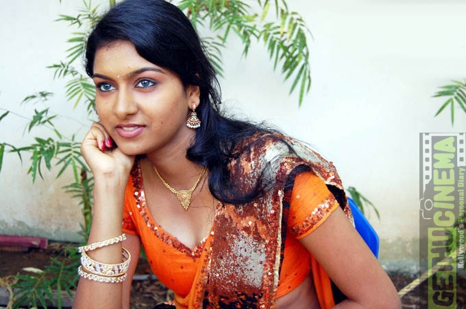 Actress Akshida Gallery