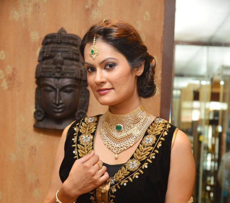 Actress Angela Kumar Gallery