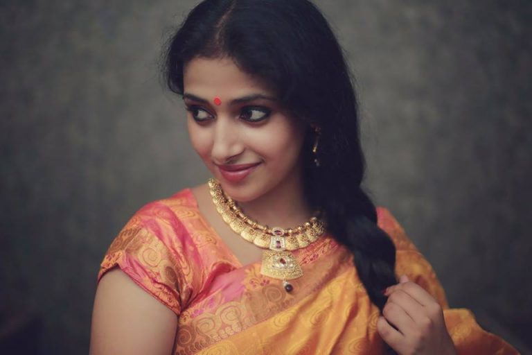 Actress Anu Sithara Gallery