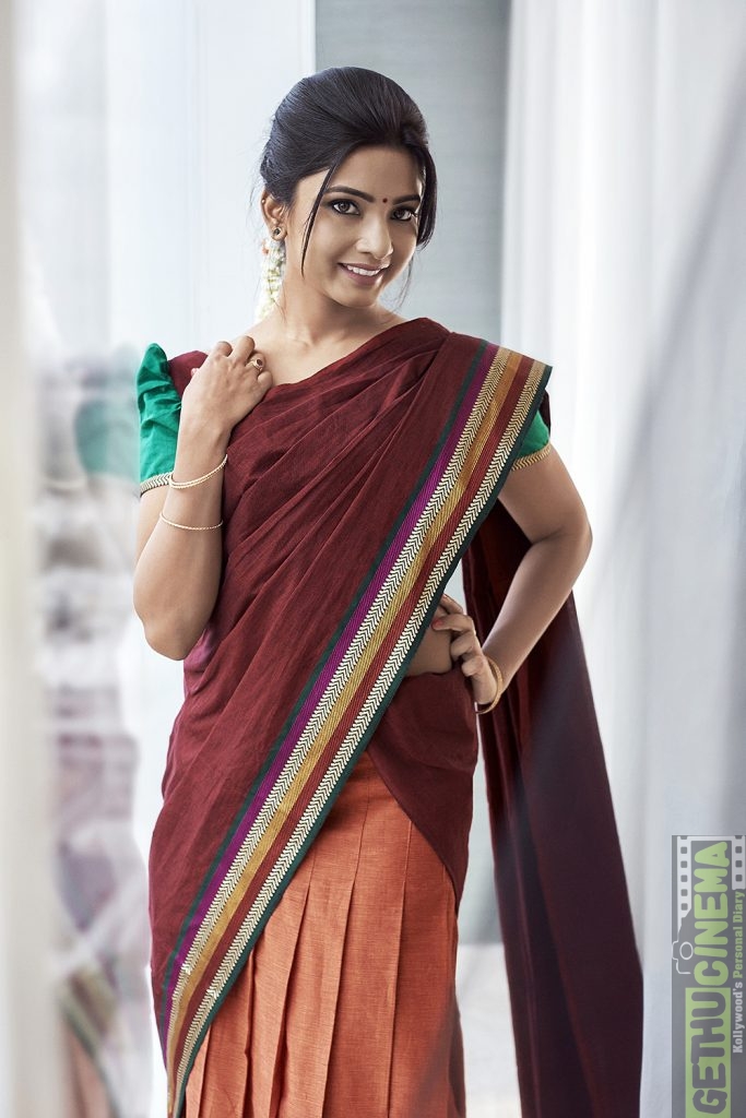Actress Kamna 2016 Latest New Photos - Gethu Cinema