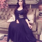 Mouni Roy (7)