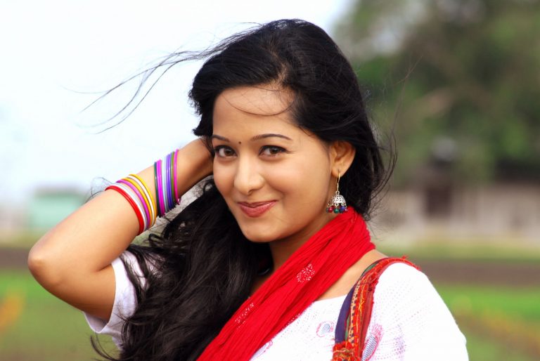 Actress Preetika Rao Gallery