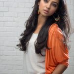 Radhika Apte (4)