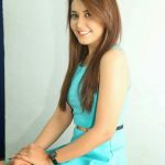 Rashi Khanna  (13)