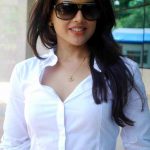 Sameera-Reddy (1)