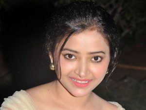 Actress Shweta Basu Prasad Gallery