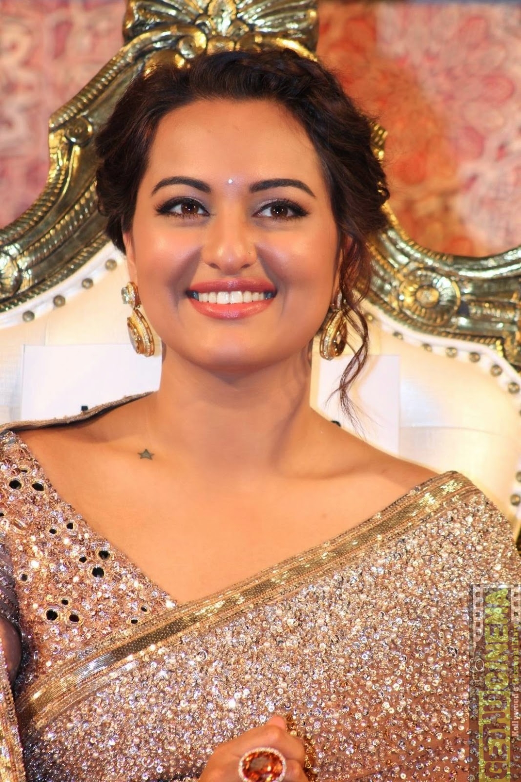 Actress Sonakshi Sinha Latest Photoshoot Gethu Cinema