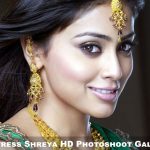 Actress Shreya HD Photoshoot Galley (1)