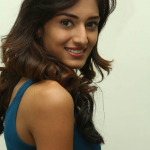 Erica Fernandes (12)