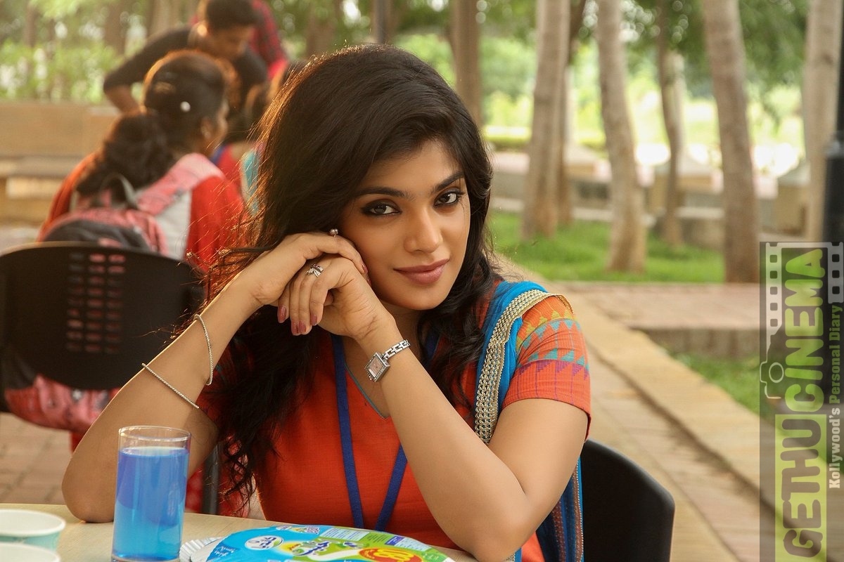 heroine full movie trailer