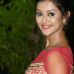 Pooja Jhaveri (19)