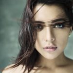 Ruhi Singh (24)