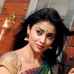 Shriya Saran (10)