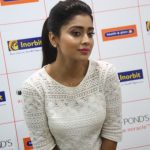 Shriya Saran (7)