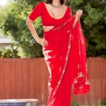 Sunny Leone Spicy Images In Red Saree (6)