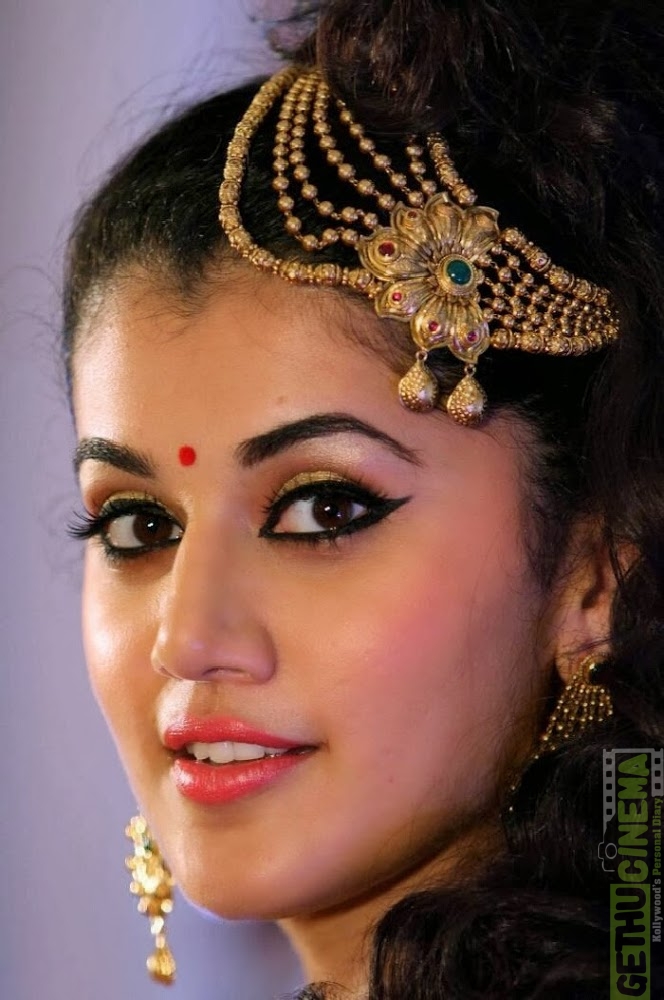 Taapsee Pannu Ki Xxx - Actress Taapsee Pannu Classic gallery - Gethu Cinema