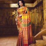 Trisha in Pothys AD (19)