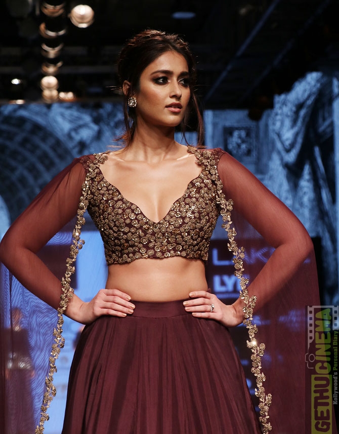 Actress Ileana D'Cruz At Lakme Fashion Week Winter Festive 2016 - Gethu Cinema Actress Ileana D'Cruz At Lakme Fashion Week Winter Festive 2016 - Gethu Cinema