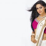 Karthika Nair (21)