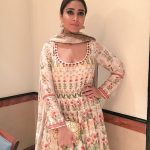 Shriya Saran At Lakme Fashion Week 2017 (3)