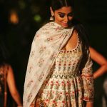 Shriya Saran At Lakme Fashion Week 2017 (8)