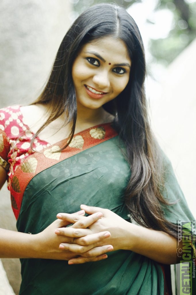 Actress Shruti Reddy Latest New HD Gallery | Gethu Cinema
