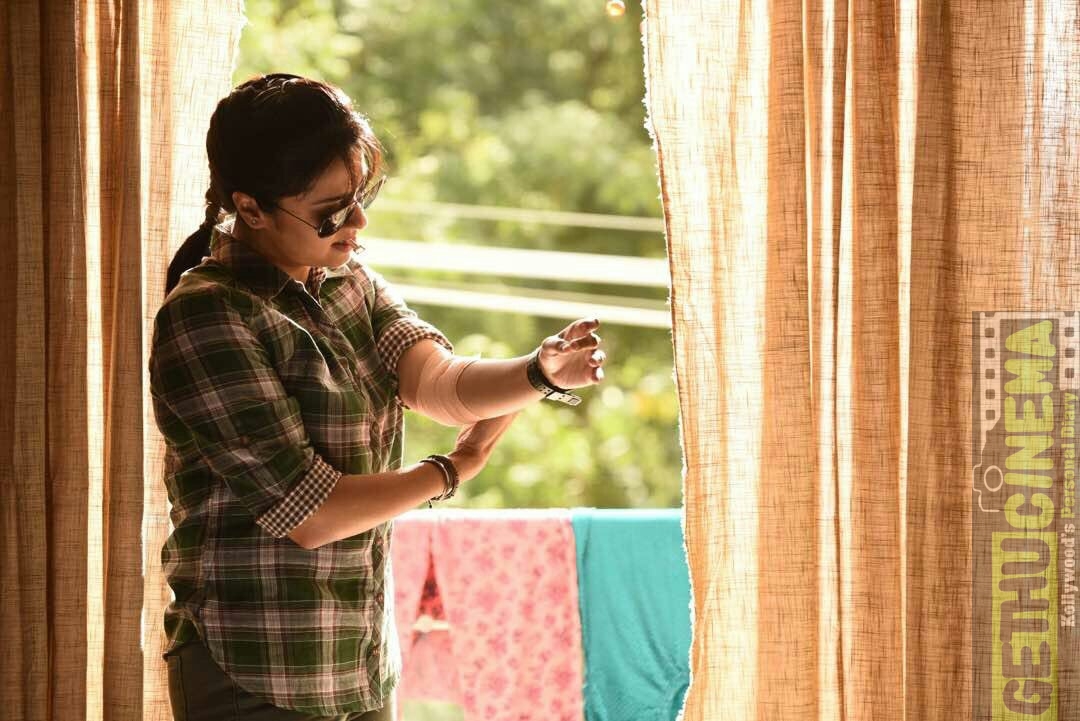 Magalir Mattum Movie HD Gallery | Jyothika - Gethu Cinema Magalir Mattum Movie HD Gallery | Jyothika - Gethu Cinema
