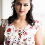 Shraddha Srinath 2017 new HD Fashion  (18)