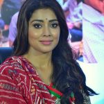 Shriya Saran 2017 hd latest (16)