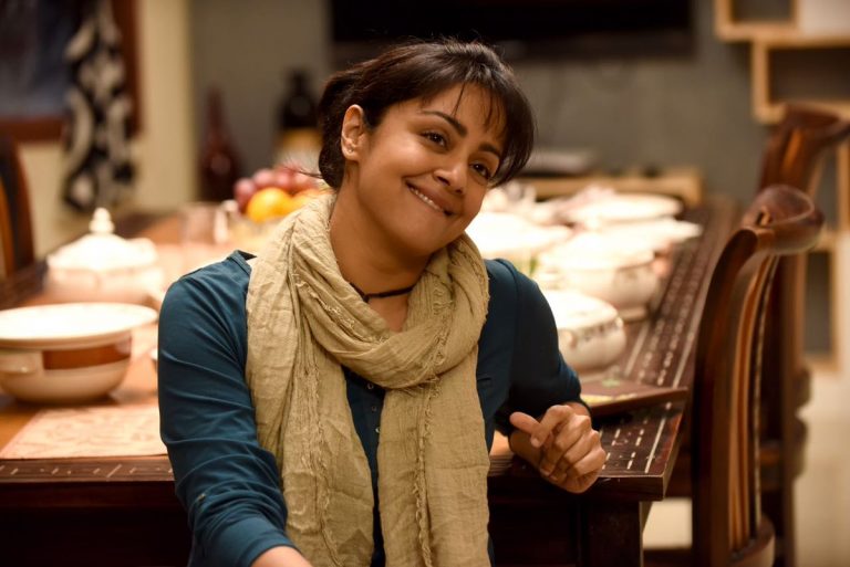 Jyothika Images From Magalir Mattum Movie