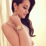 Tamil Actress 2017 Latest Glamour Photos  (15)