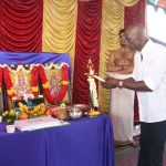 Iruttu Araiyil Murattu Kuthu Pooja Gallery (5)