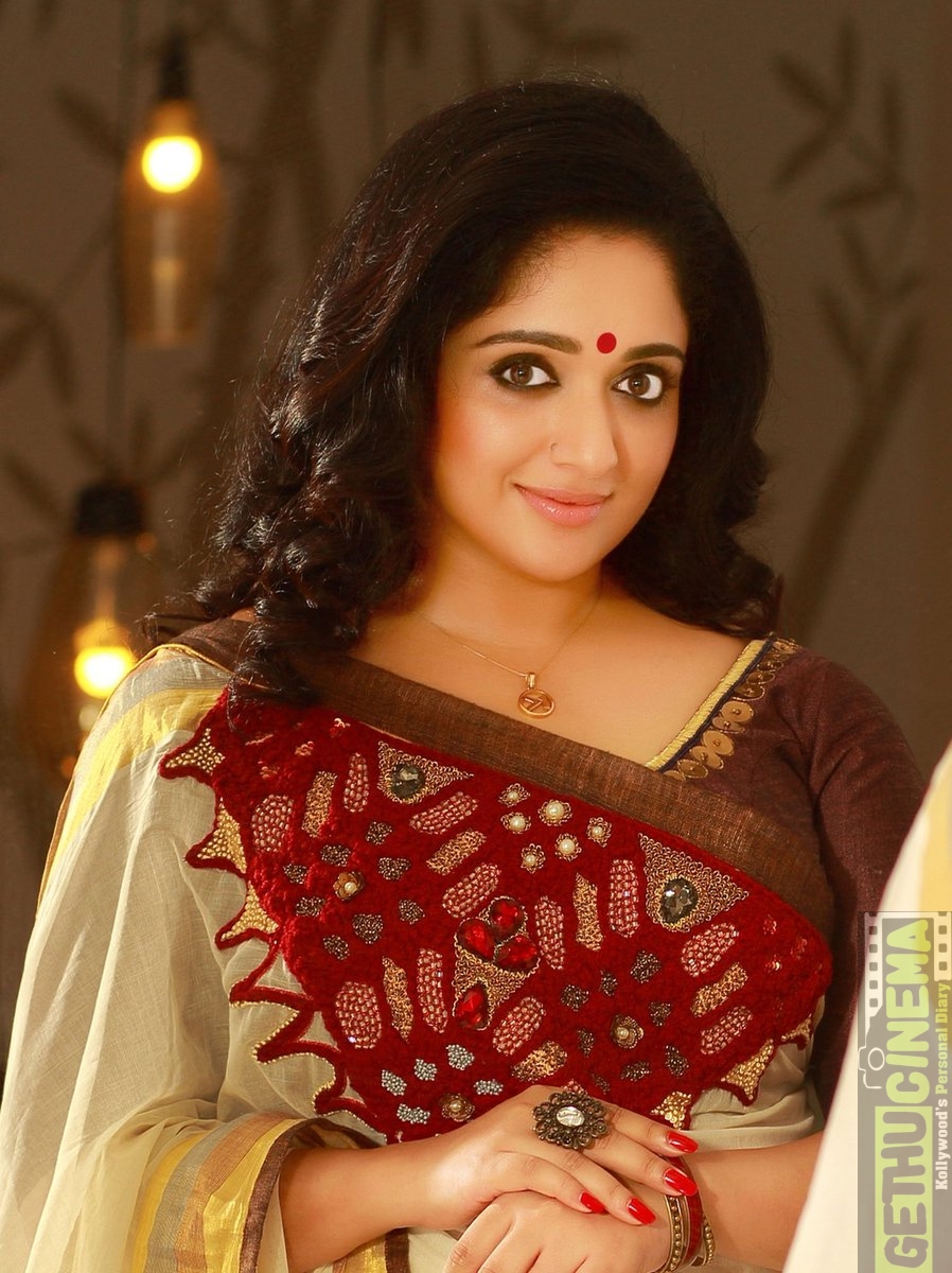 Malayalam Actress Kavya Madhavan 2017 Latest Photos Hd