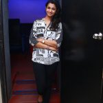 Meyaadha Maan Actress Priya Bhavani Shankar HD Photoshoot Gallery (3)
