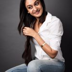 Actress Aishwarya Arjun‏ HD Photos (4)
