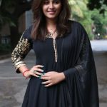 Actress Anjali HD Photos  (4)