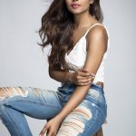 Actress Ashna Zaveri Hot & Photoshoot Gallery (4)